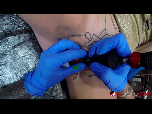 ❤️ Extremely tattooed hottie Sully Savage has a tattoo on her clitoris ❤️ Porno at en-gb.hqpornvideos.ru